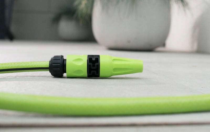 Wąż ogrodowy Cellfast Quattro 1/2" 15m 10-064 wąż 4-warstwy Wąż ogrodowy Cellfast Quattro 1/2" 15m 10-064 wąż 4-warstwy